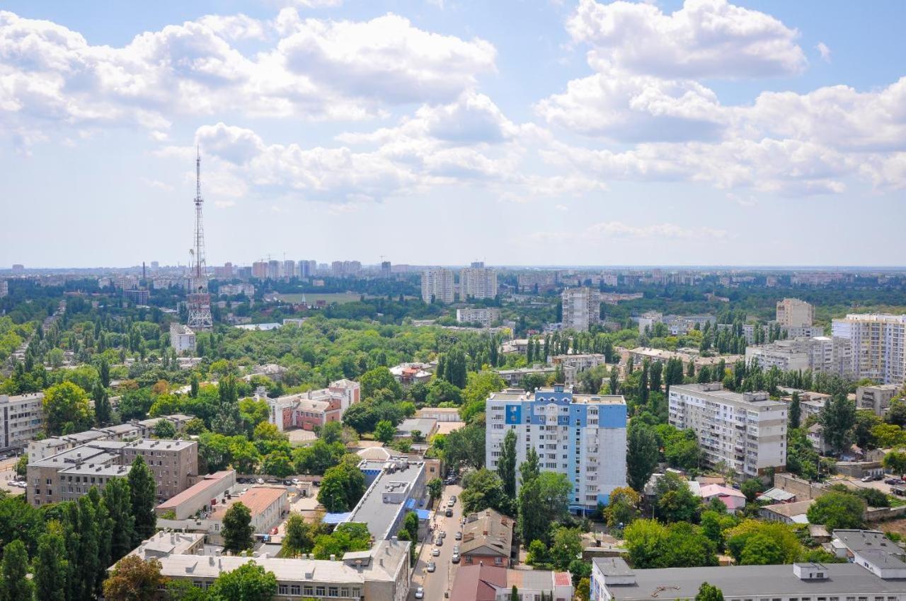 Лофт На 26 Этаже Odessa Esterno foto